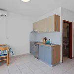 Uga2 Apartman Mandre