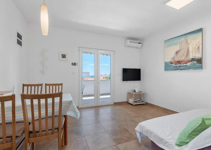 Uga2 Apartament