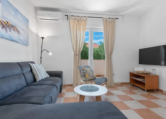 Apartament Uga2
