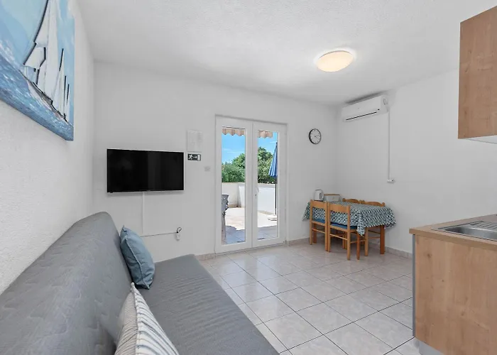 Apartament Uga2 Mandre