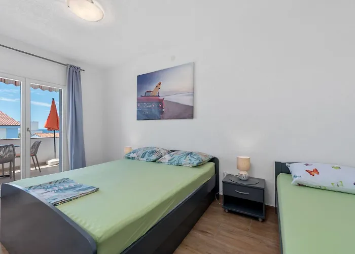 Apartament Uga2 Mandre