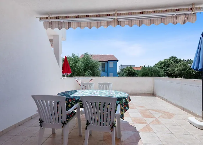 Apartamento Uga2 Mandre