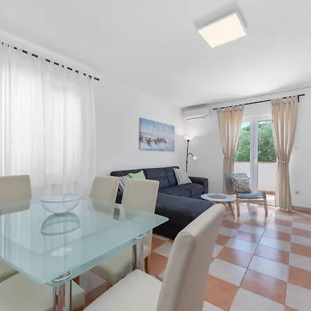 Appartement Uga2 Mandre