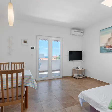 Uga2 Apartman